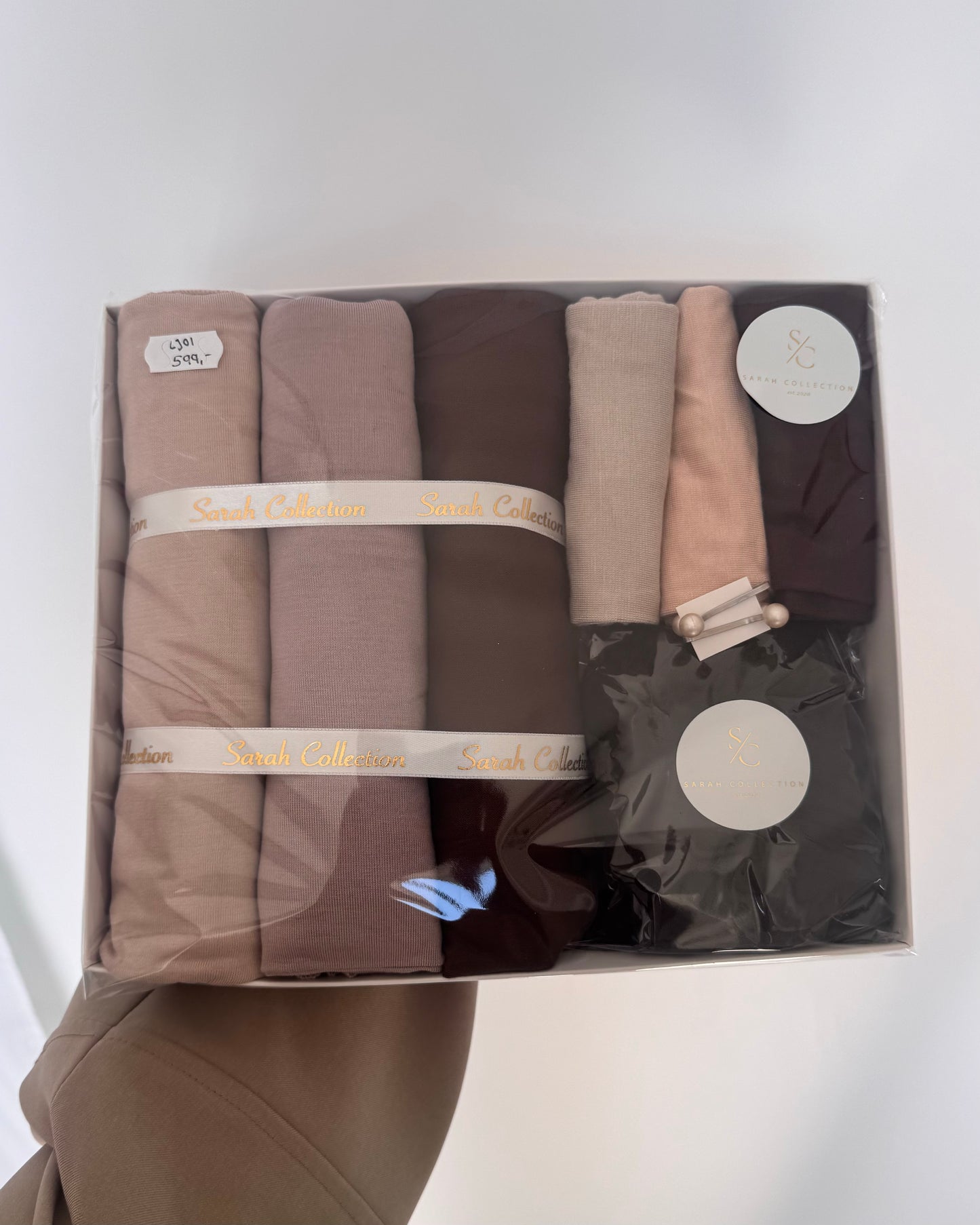 Delux starter Pack with Lux Jersey hijab