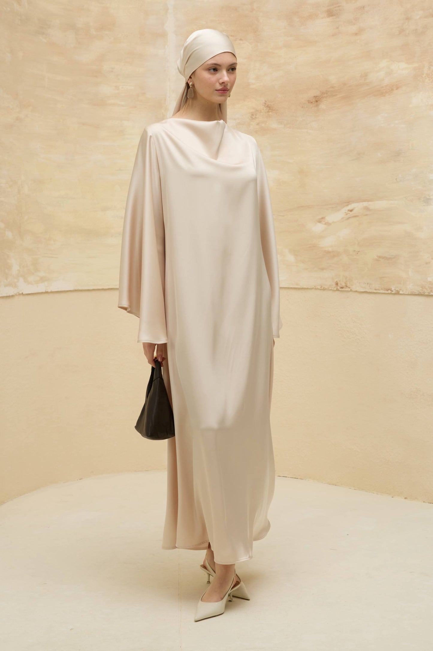Classy Silk dress - Honey