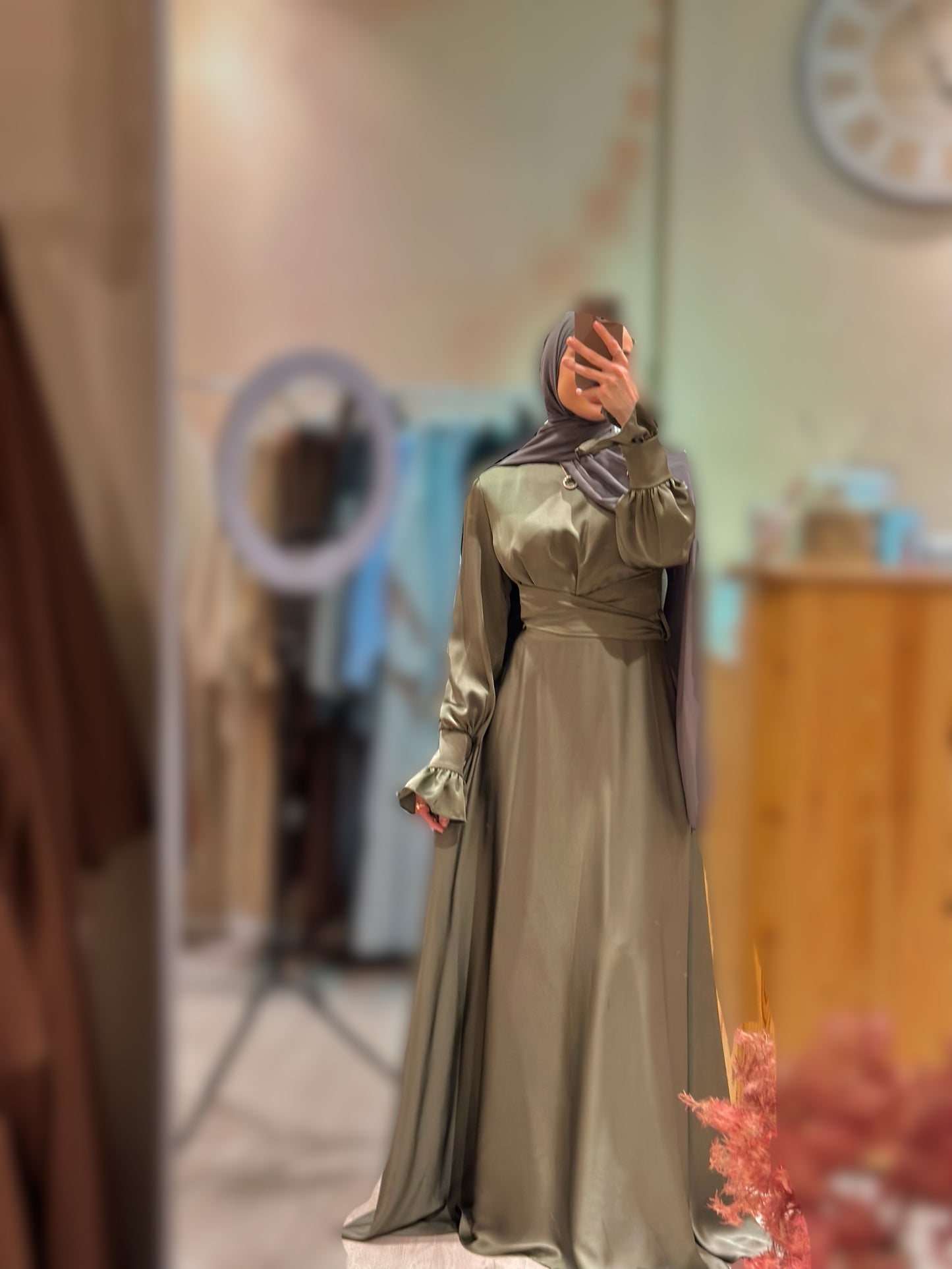 Maria satin dress - Pistachio Army