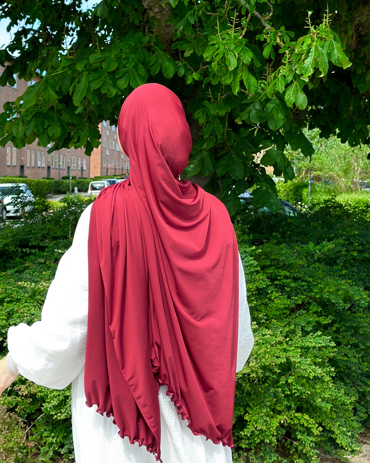 Flowy Lycra Hijab - Midnight red fl36