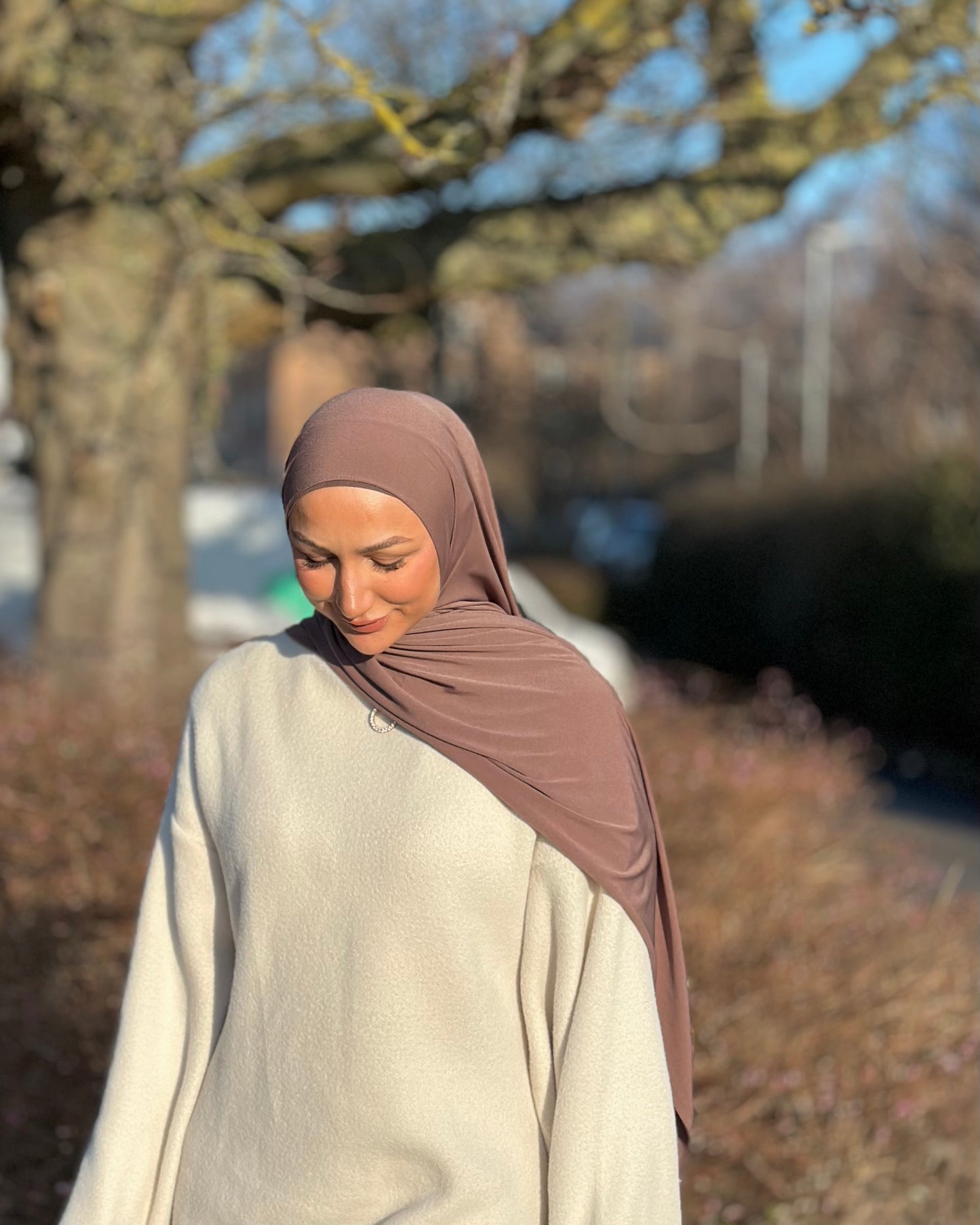 Flowy Lycra Hijab - Cream Cake fl39