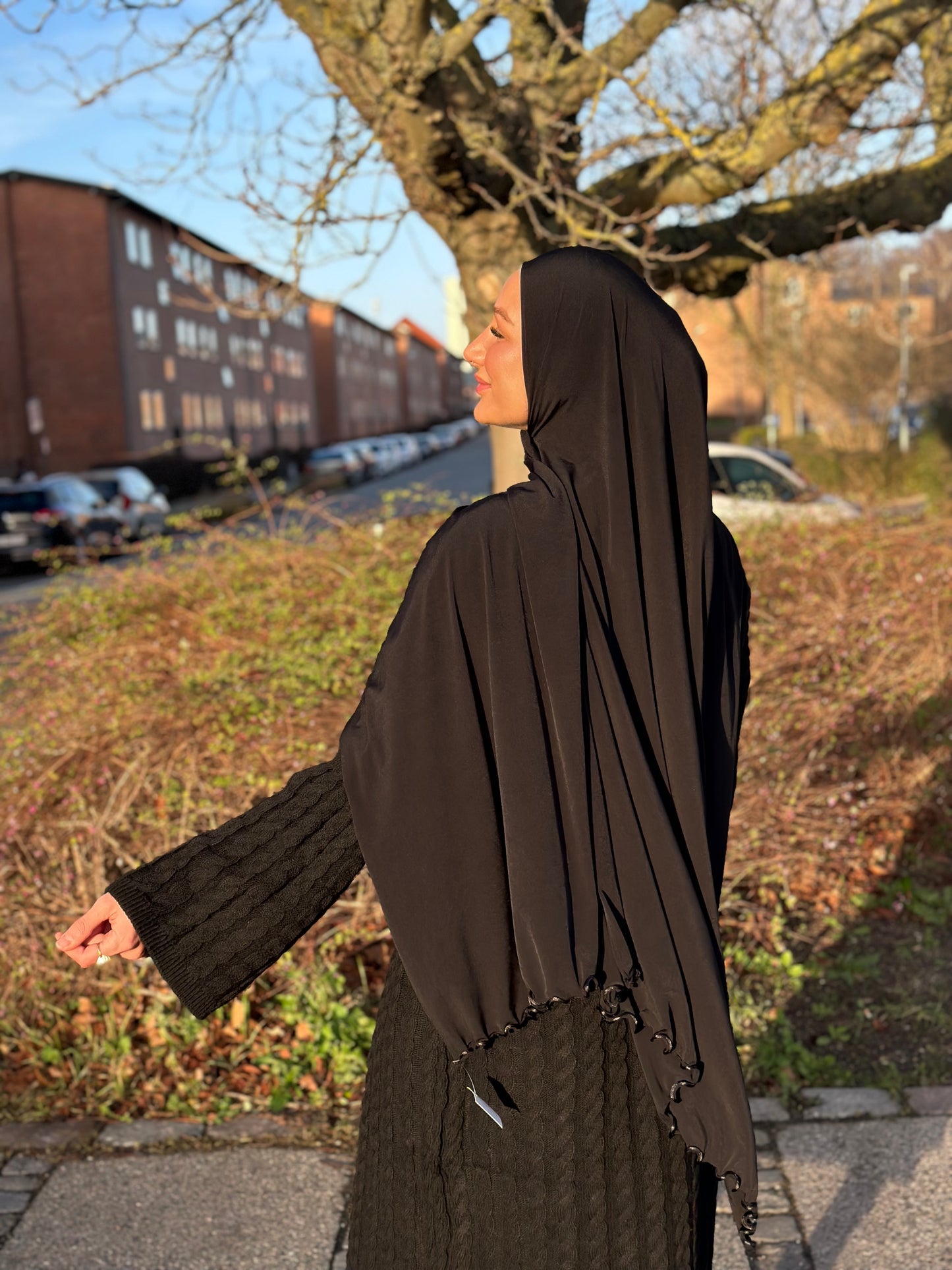 Flowy Lycra Hijab - Black FL01