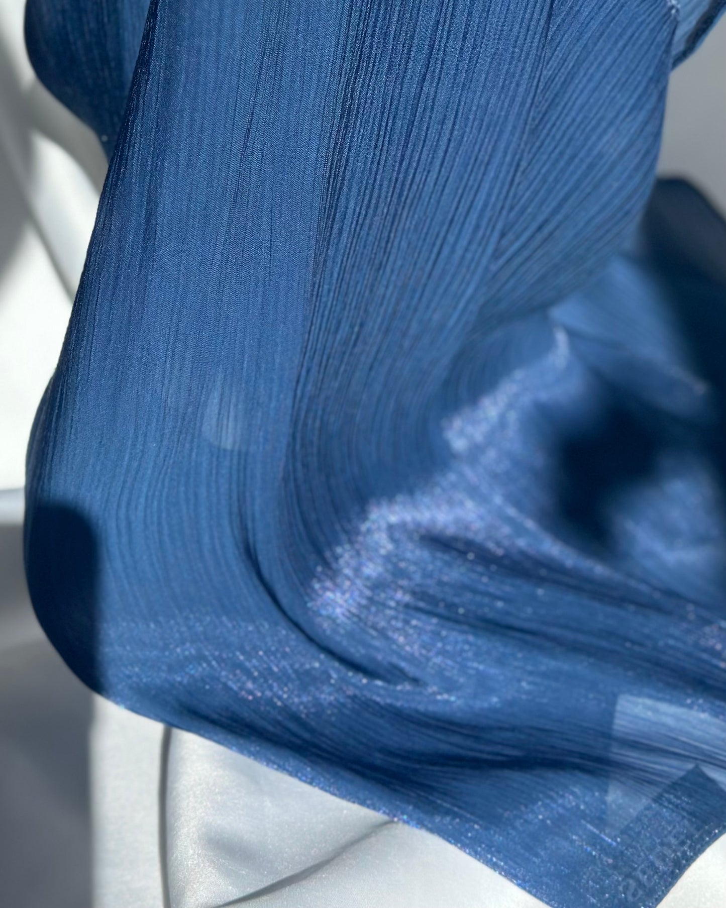 Shiny valentino chiffon - Navy sv32