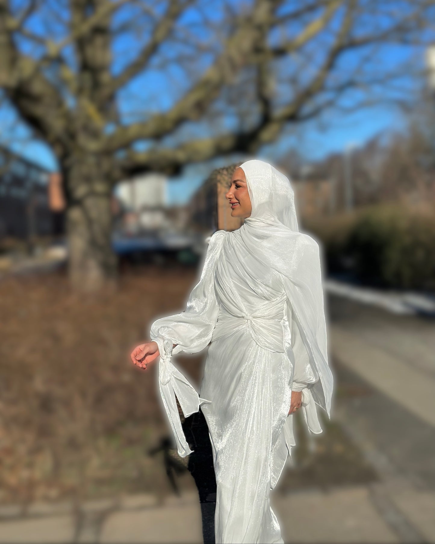 Gleaming Cross Dress - White