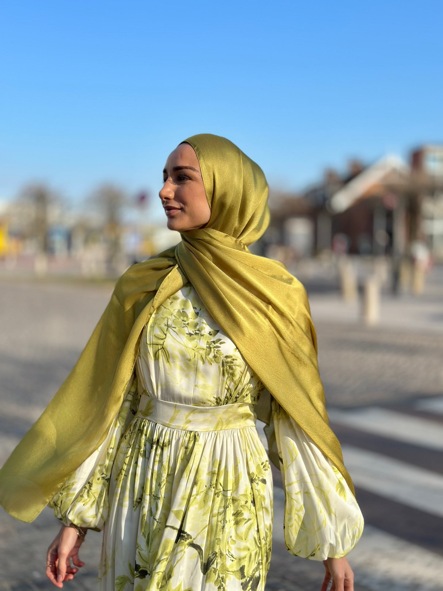 Shiny Silk Hijab - Pistachio ss87