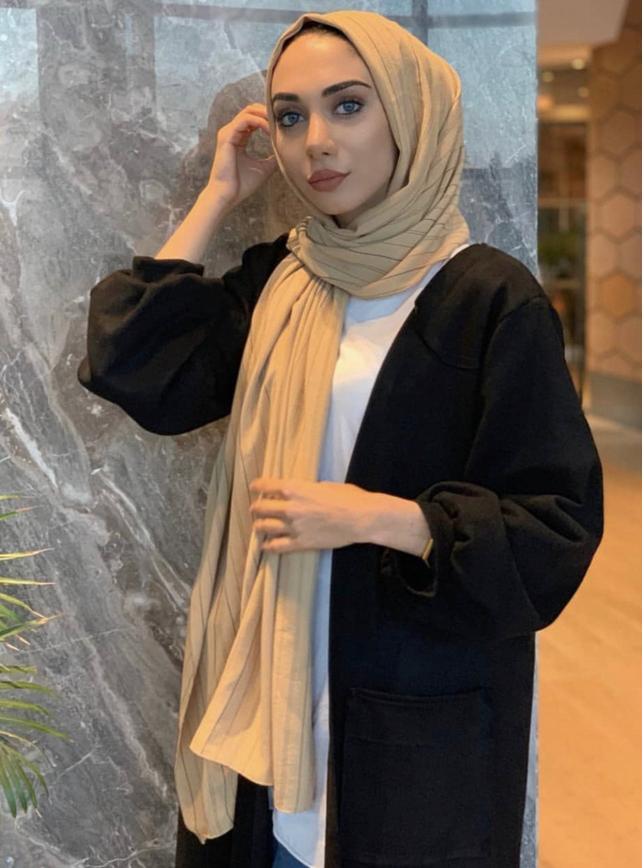 Çizgili Dalgalı Caz - Bej