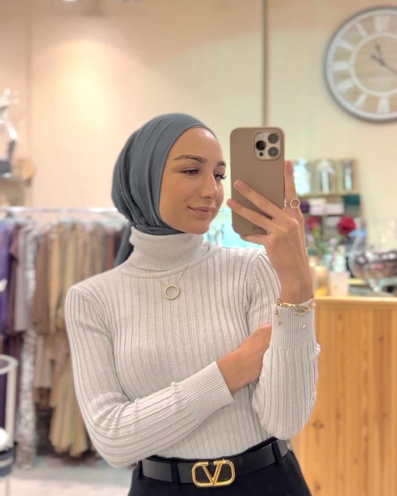 Dumanlı Rulo Yaka Örgü