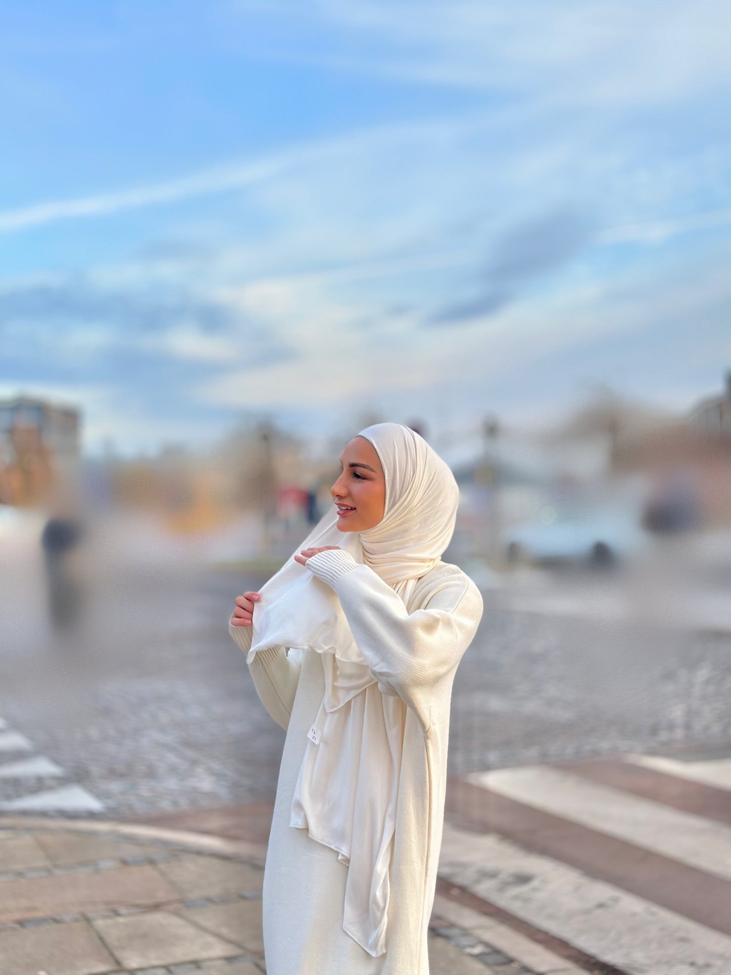 Thin Plain Jersey Hijab - Daisy tb21