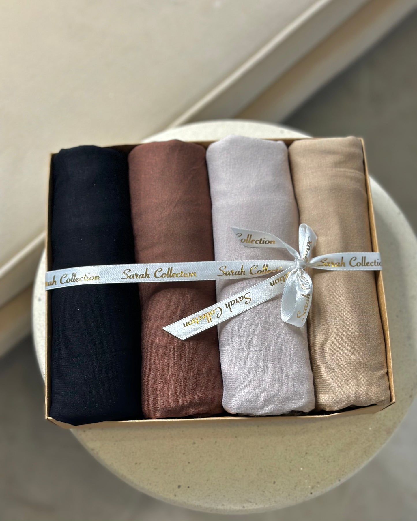 Neutral Harmony - Plain Jersey Box