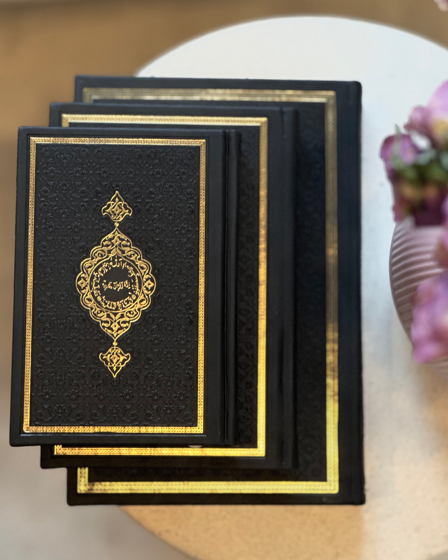 Medium quran book - Black