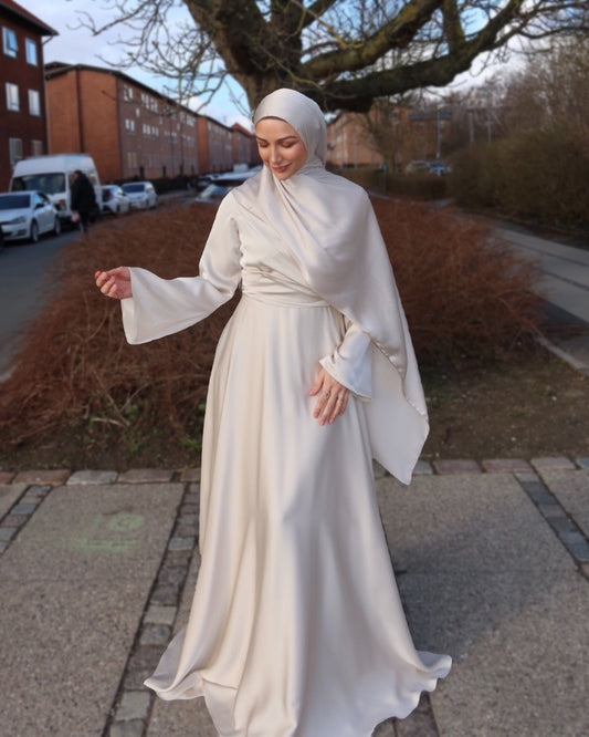 Yasira Satin dress - ivory
