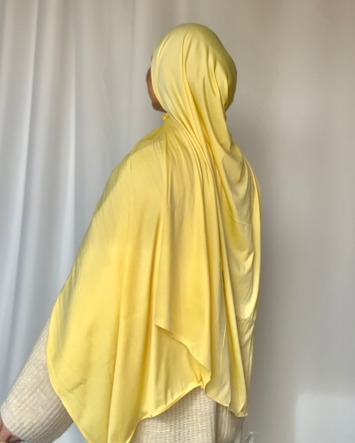 Liquid Hijab -  Butter yellow - Lh64