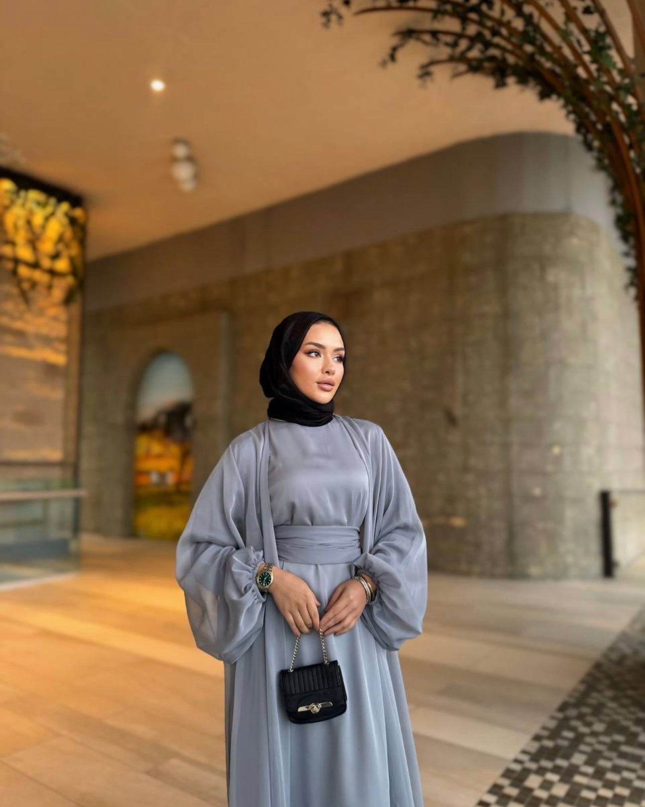 Alia 2-piece chiffon abaya - Silver