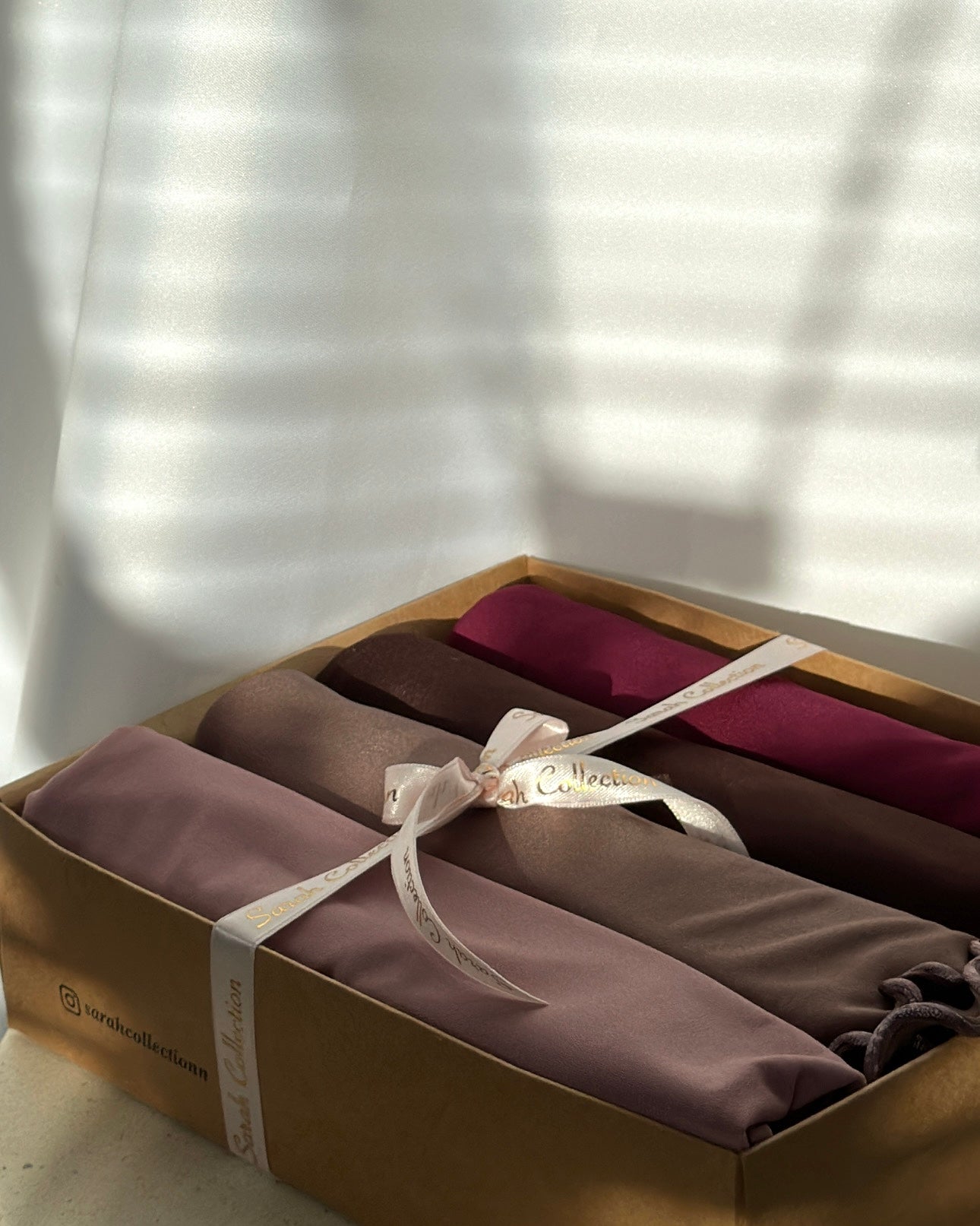 SHADES of mahogany box