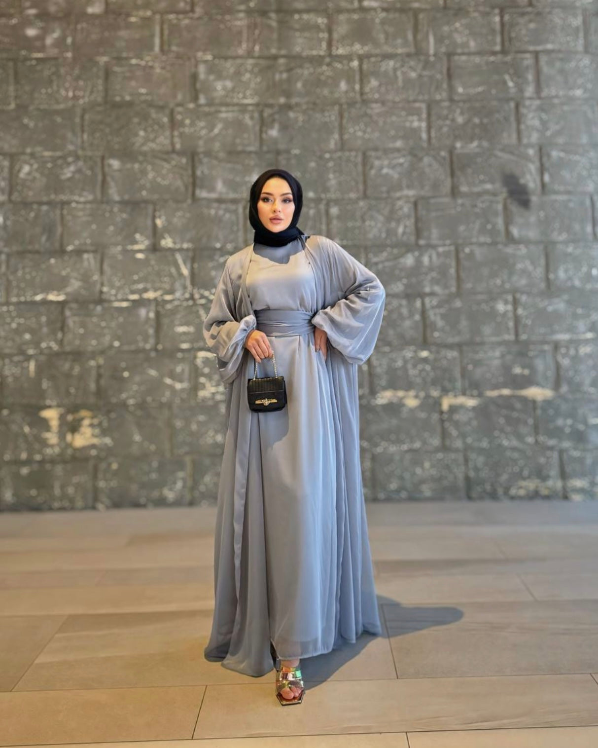 Alia 2-piece chiffon abaya - Silver