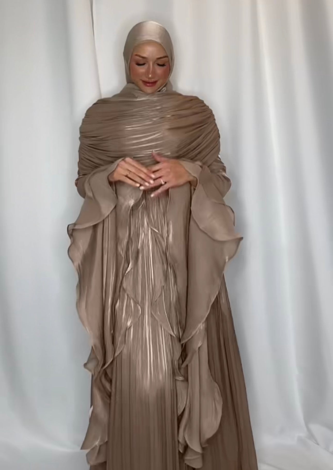 Cinderella Flowy dress - mocha