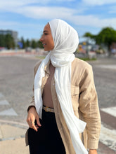 Görseli Galeri görüntüleyiciye yükleyin, Lux chiffon Hijab - White L95
