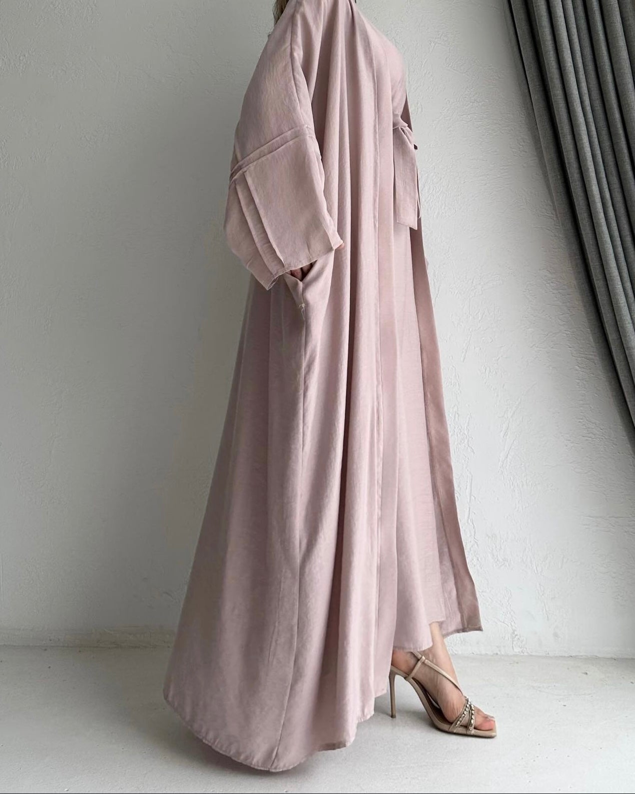 Flowy 2-piece abaya set - Taupe