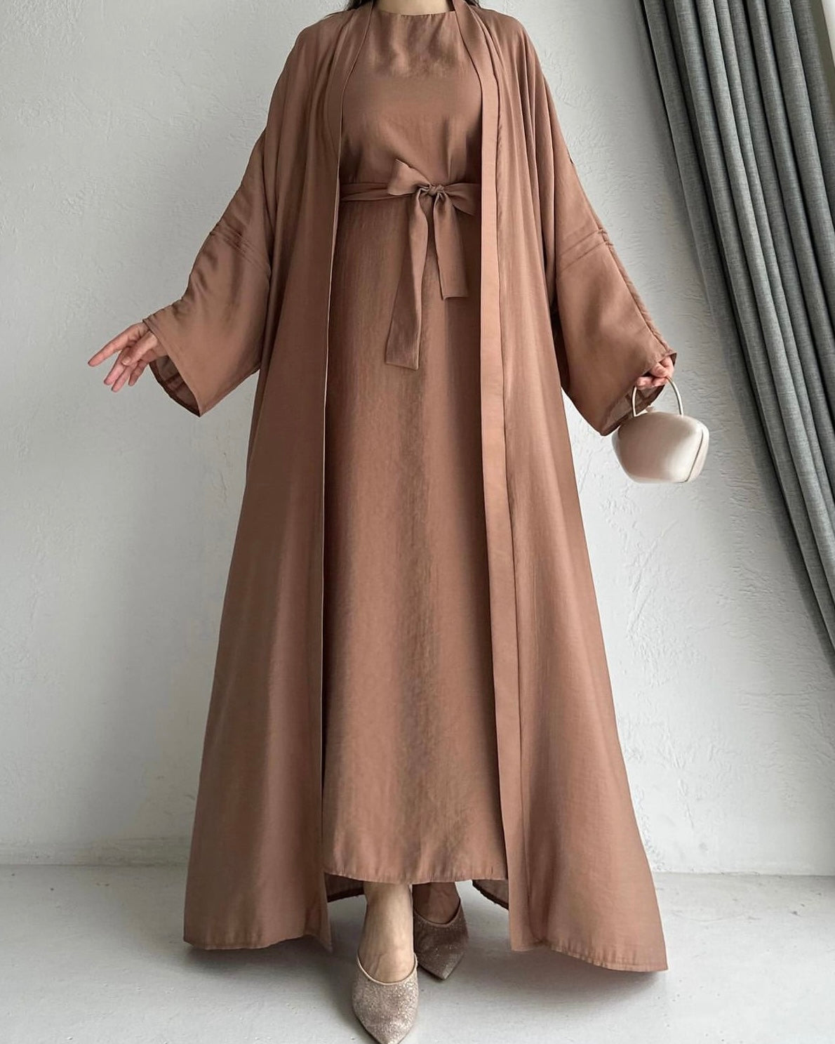 Flowy 2-piece abaya set