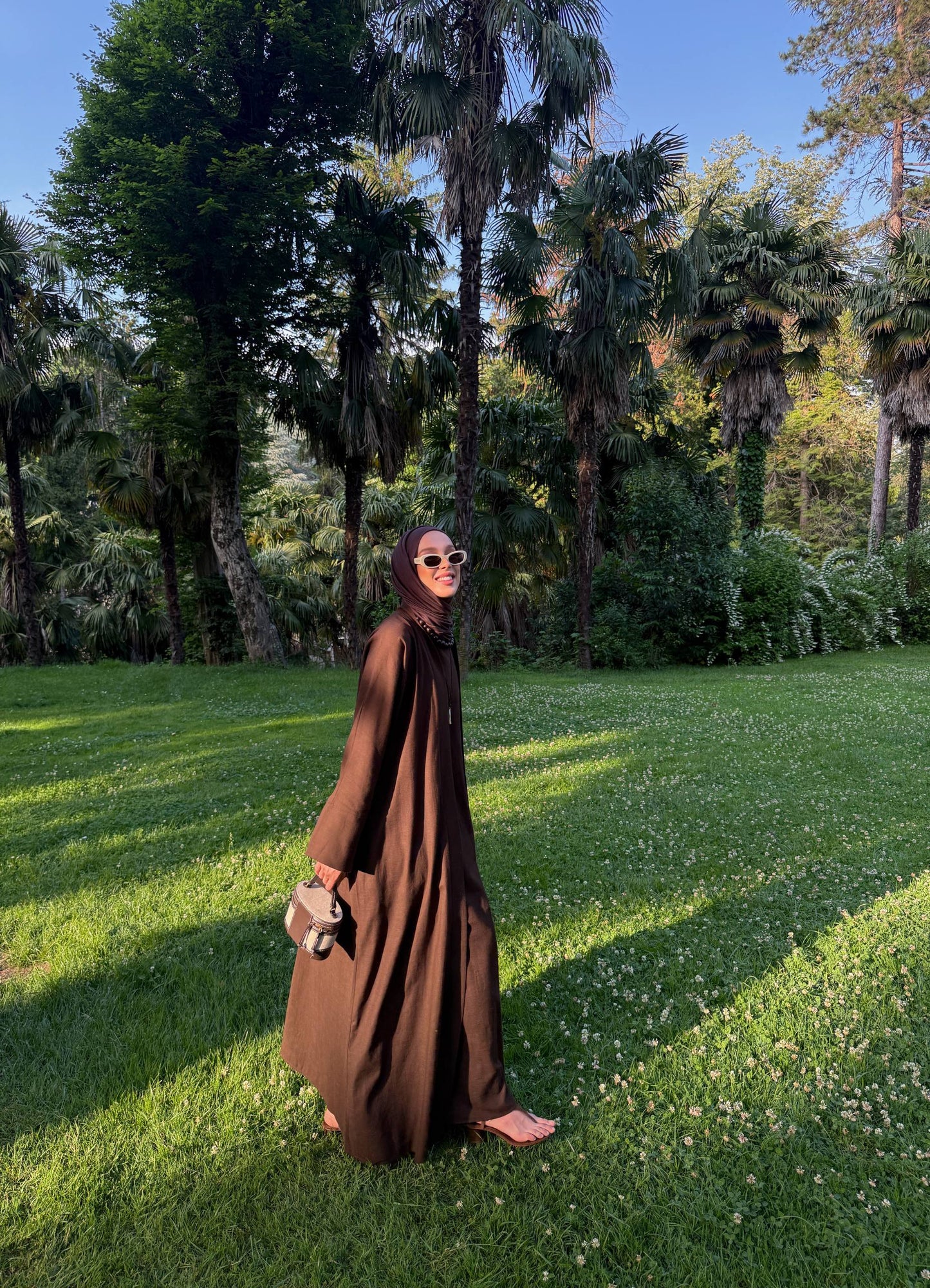 Two-piece Abaya set - brown