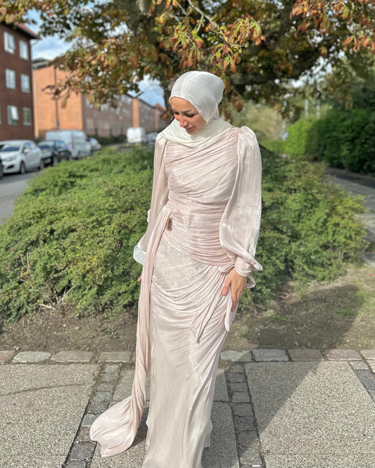 Gleaming Selin Dress - powder pink