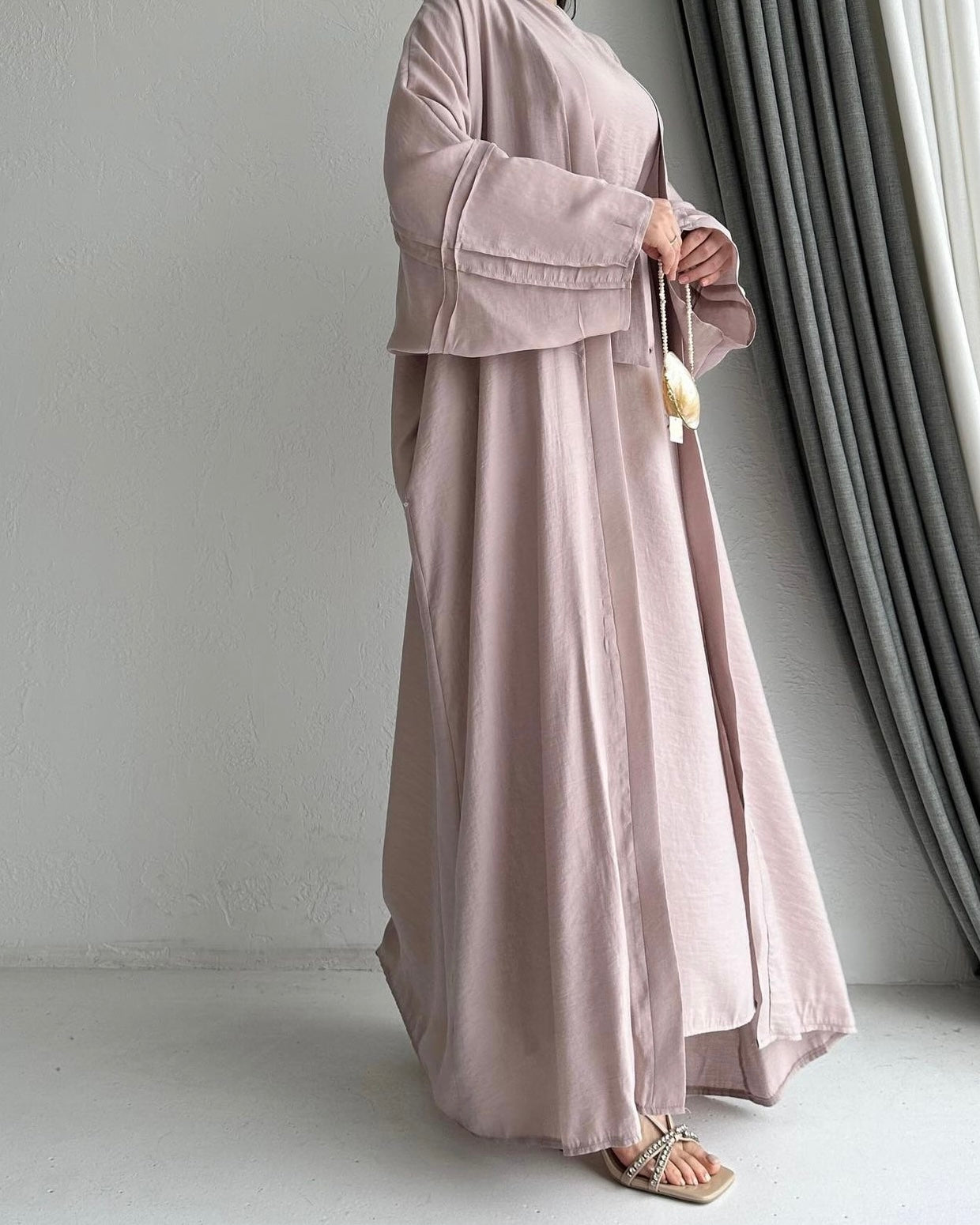 Flowy 2-piece abaya set - Taupe