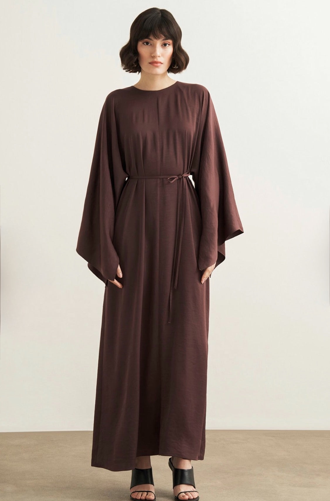 Flow Silk Abaya - Mocha