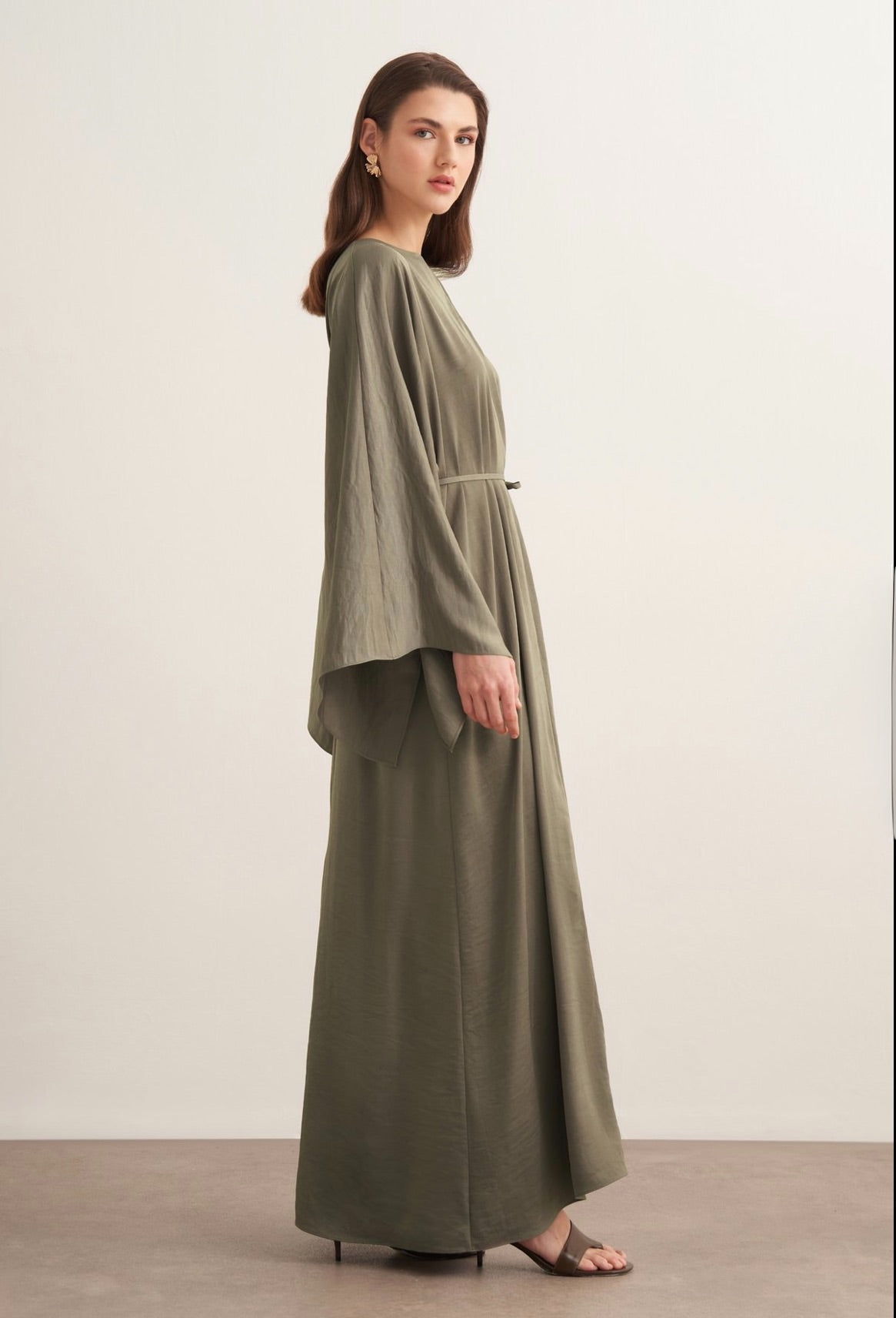Flow Silk Abaya