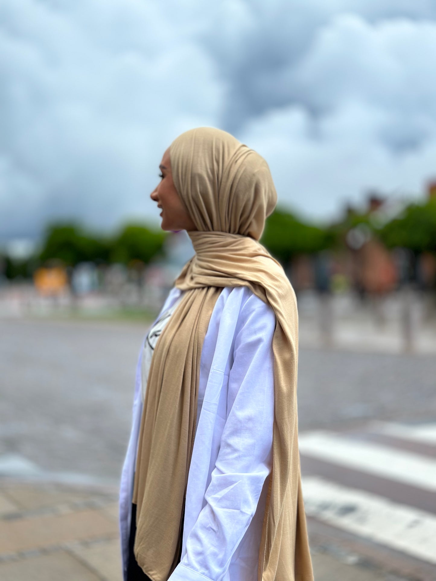 Thin Plain Jersey Hijab - Latte tb16