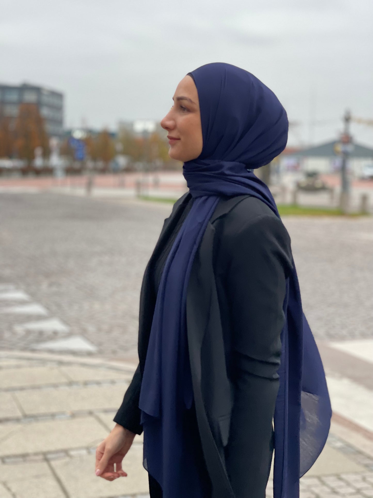 Crepe Chiffon Hijab - Navy