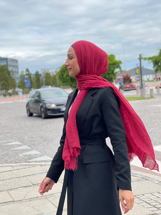 Wrinkle Hijab - Berry A26