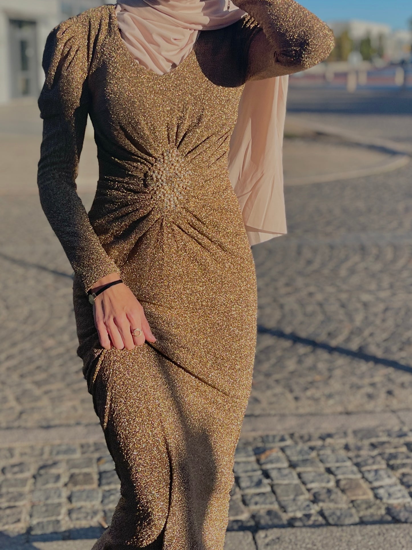 Slim Dress - Gold