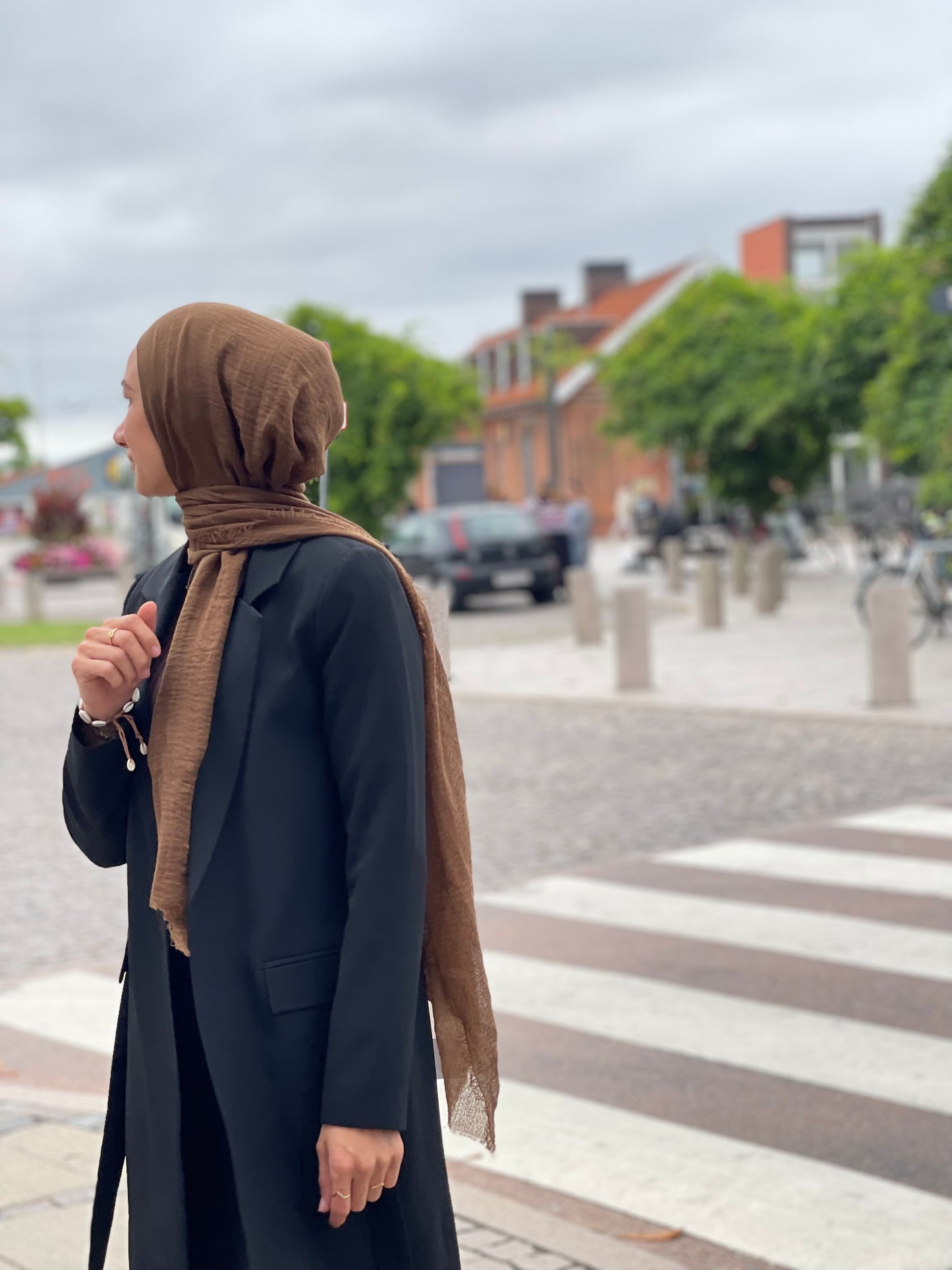 Wrinkle Hijab - Brown A49