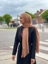 Görseli Galeri görüntüleyiciye yükleyin, Wrinkle Hijab - 50

