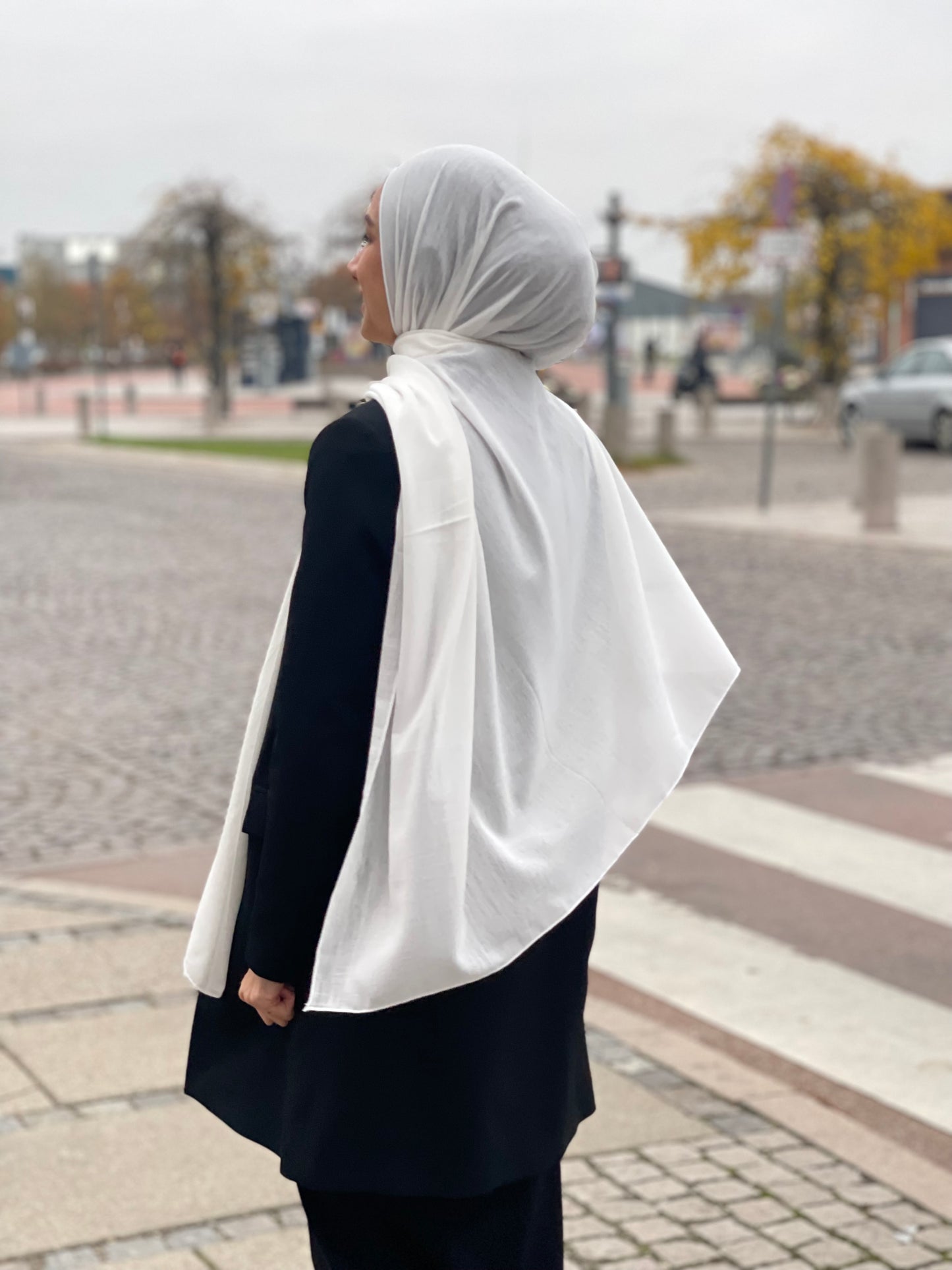 Crepe Chiffon Hijab - White j13