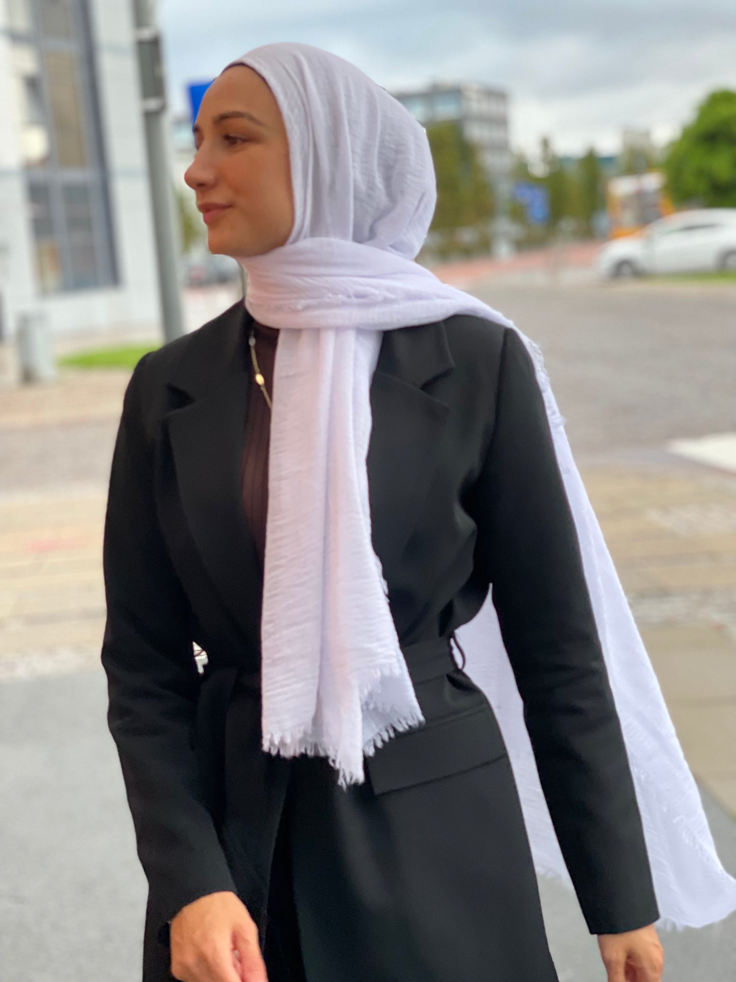 Wrinkle Hijab - Cold White 8