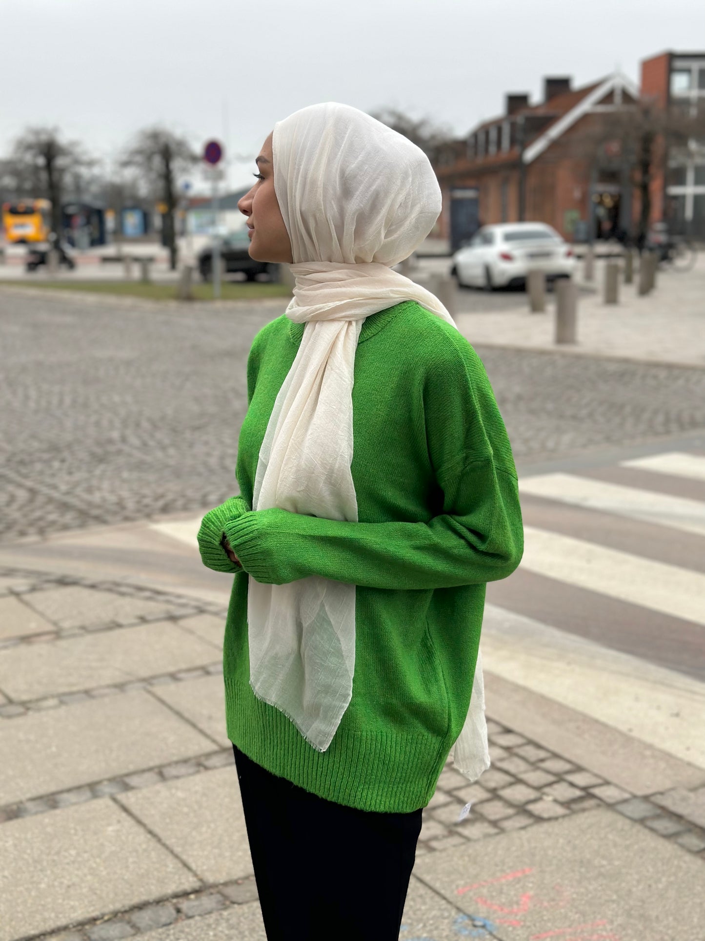 Dubai Hijab - Creamdb28