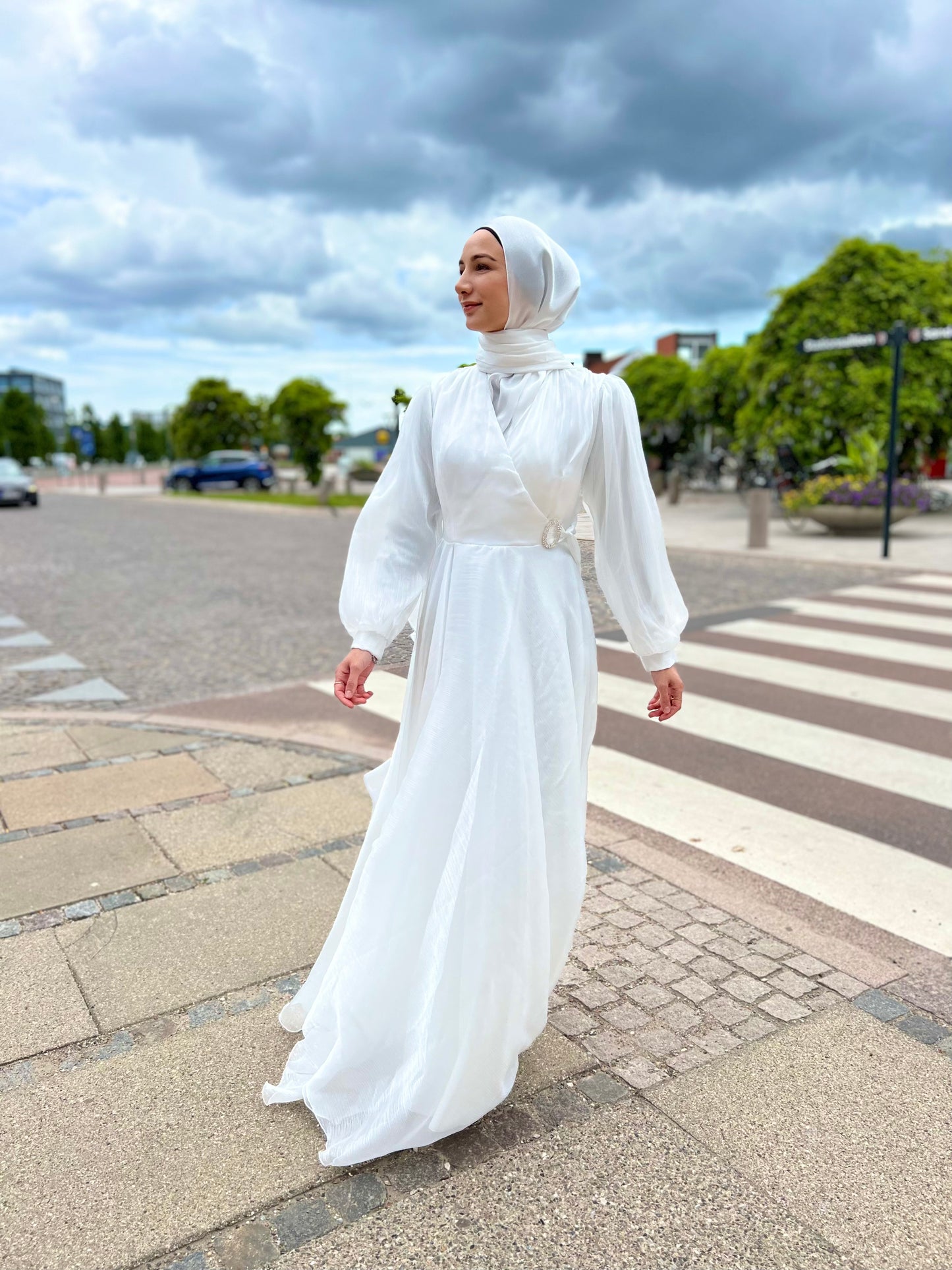 Princess Elma Dress - White