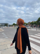 Görseli Galeri görüntüleyiciye yükleyin, Plain Jersey hijab - orange b137
