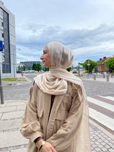 Indlæs billede til gallerivisning Shiny Silk Hijab - ss71
